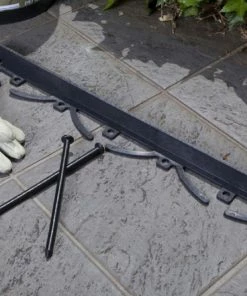 Thing Edging 8-Pack 8-in Black Plastic Paver Spike -Garden Care Life Shop 08789010