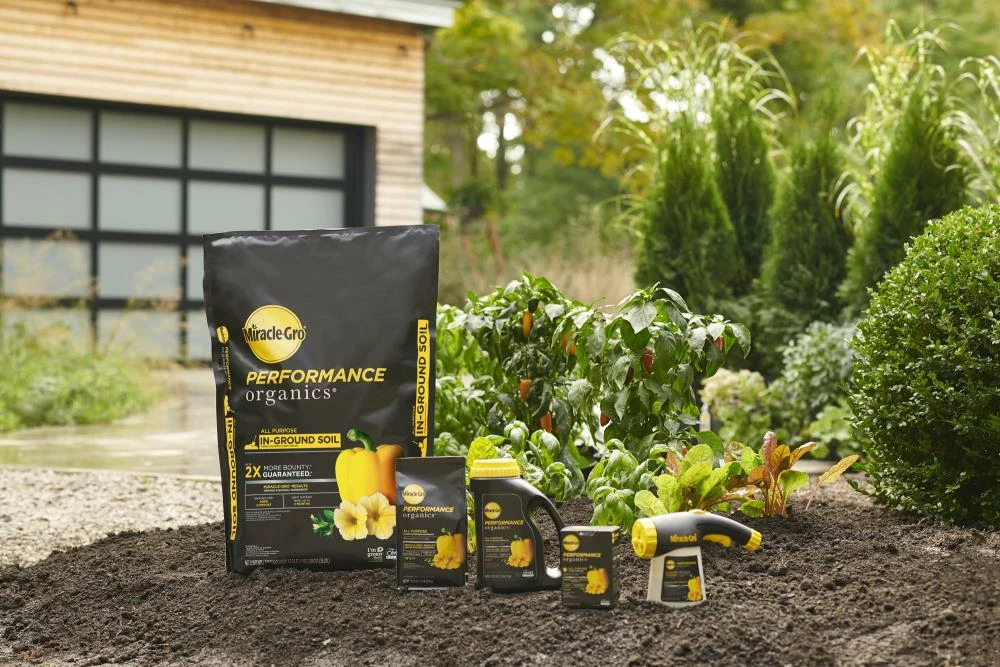 Miracle-Gro Soil & Soil Amendments 1.3-cu ft Organic Garden Soil 12 Miracle-Gro Soil & Soil Amendments 1.3-cu ft Organic Garden Soil - Image 12