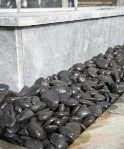 WonderLand Landscaping Rock 0.4-cu ft Black Decorative Rock -Garden Care Life Shop 40316361 scaled