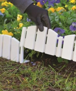 EasyFlex 8-Pack 10-ft White Plastic Landscape Edging Bundle 8 EasyFlex 8-Pack 10-ft White Plastic Landscape Edging Bundle -Garden Care Life Shop 40457091