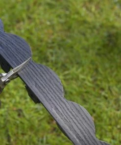 EasyFlex 2.5 in. x 20 ft. Scallop Black Woodgrain No-Dig Edging Kit -Garden Care Life Shop 43438445